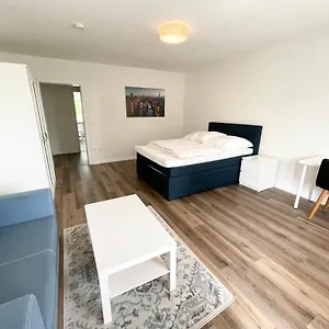 Zentrale Mit 3 Schlafzimmer Fuer Bis Zu 9 Personen Hamburg